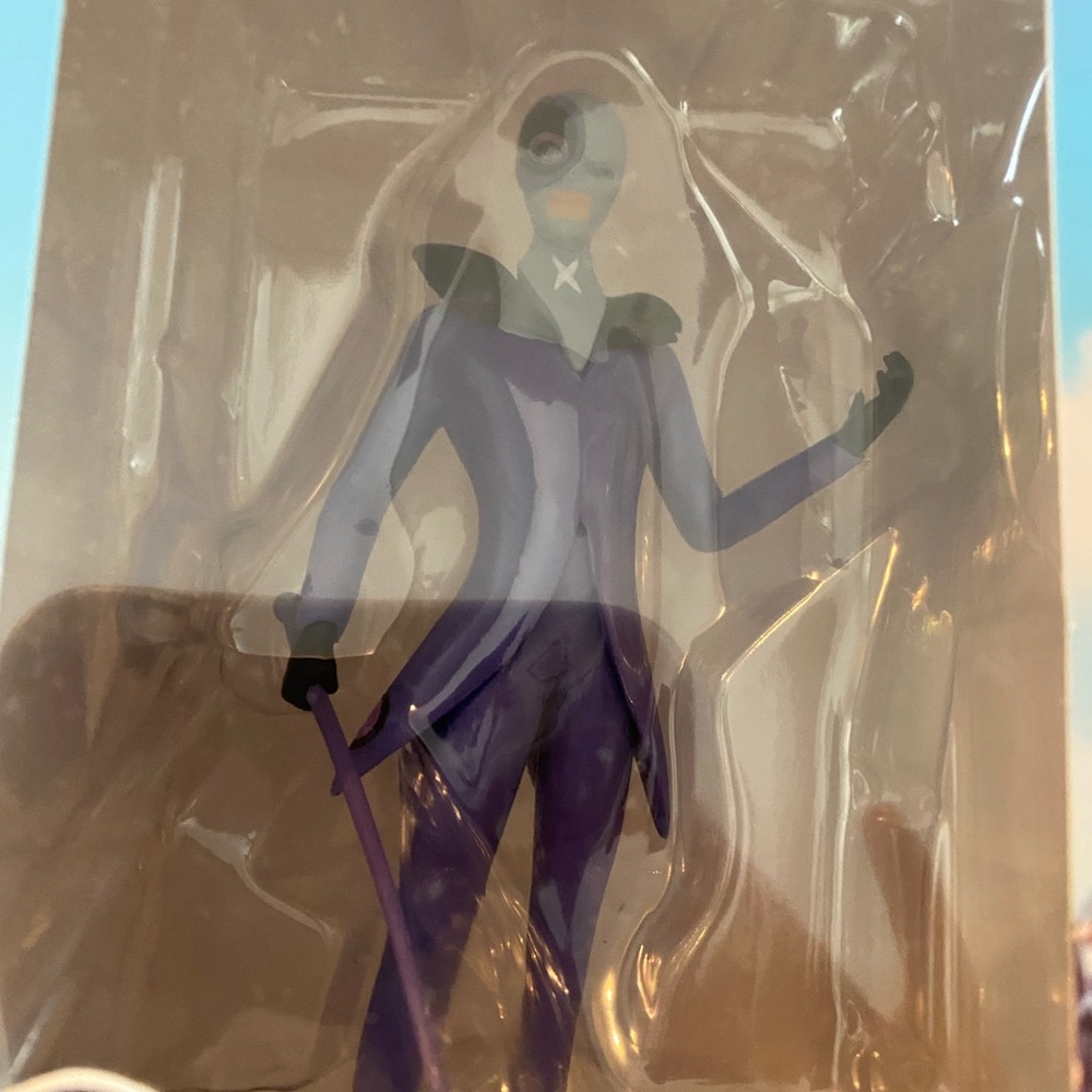 Brand New Shadow/Hawk Moth Vinyl Figure